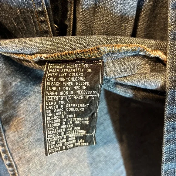 Vintage Harley Davidson button down shirt - Picture 5 of 8